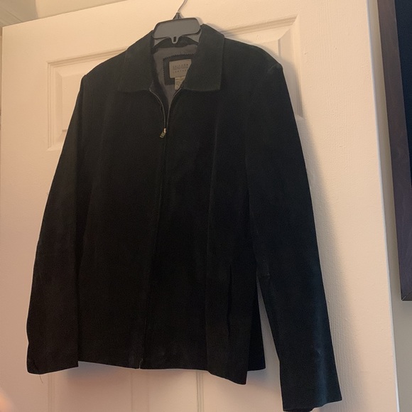 I have a suede and leather jacket - Picture 7 of 11